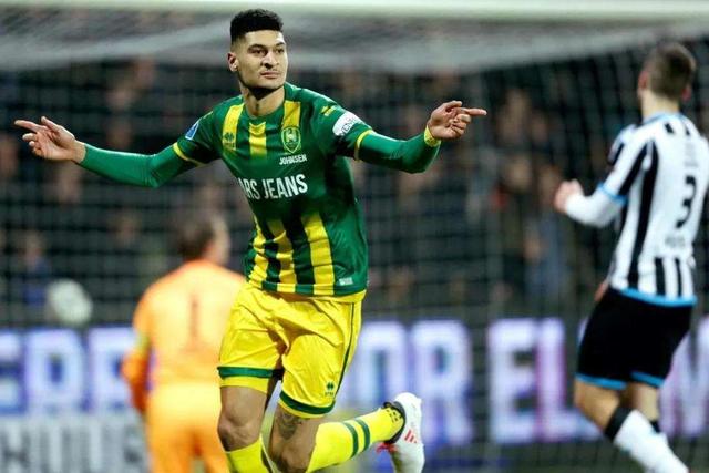 齐麟17分新疆胜宁波 盖利40+7+8山东险胜天津